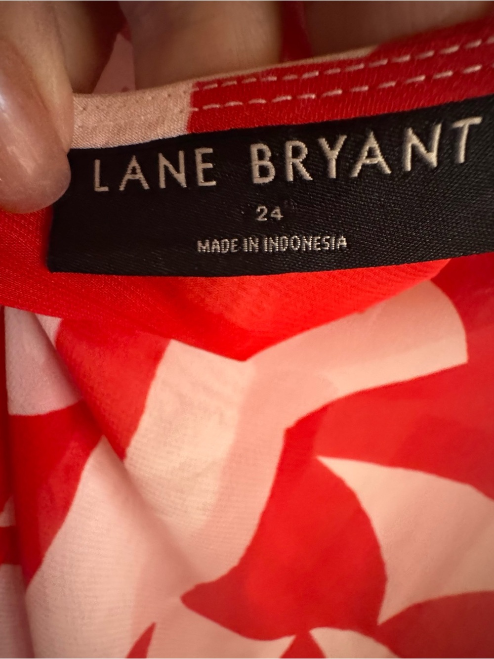 Lane Bryant Red & White Geometric V-Neck Flowy Shell PLUS: 24 #Y - Picture 5 of 5